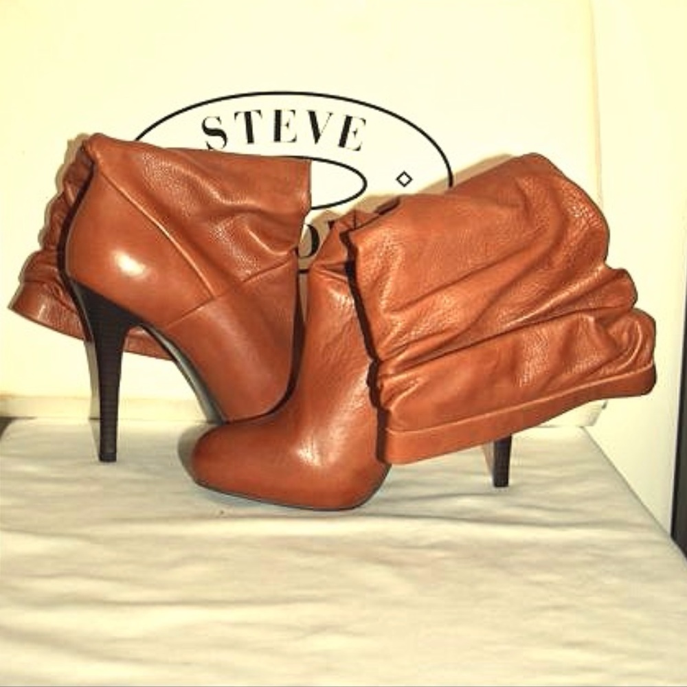 New Steve Madden Leather Scrunchy Mid-calf Boots